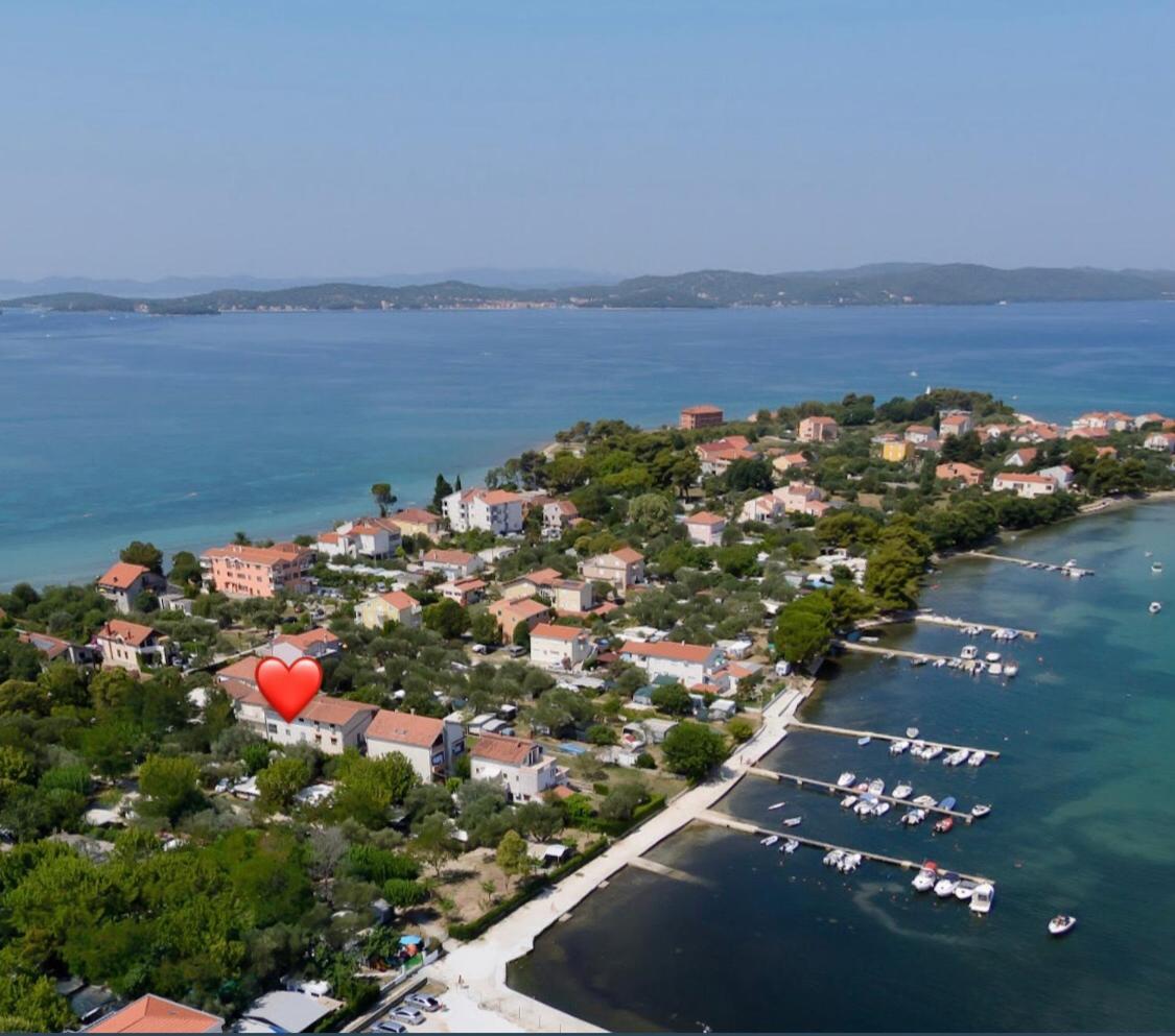 Apartman Suky Sukošan Exterior foto