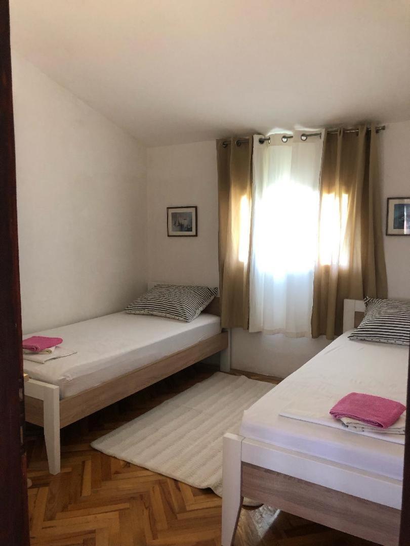 Apartman Suky Sukošan Exterior foto