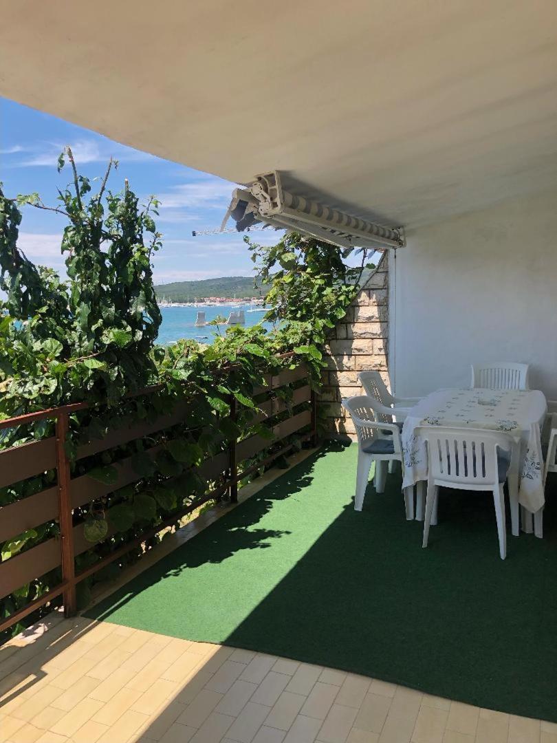 Apartman Suky Sukošan Exterior foto
