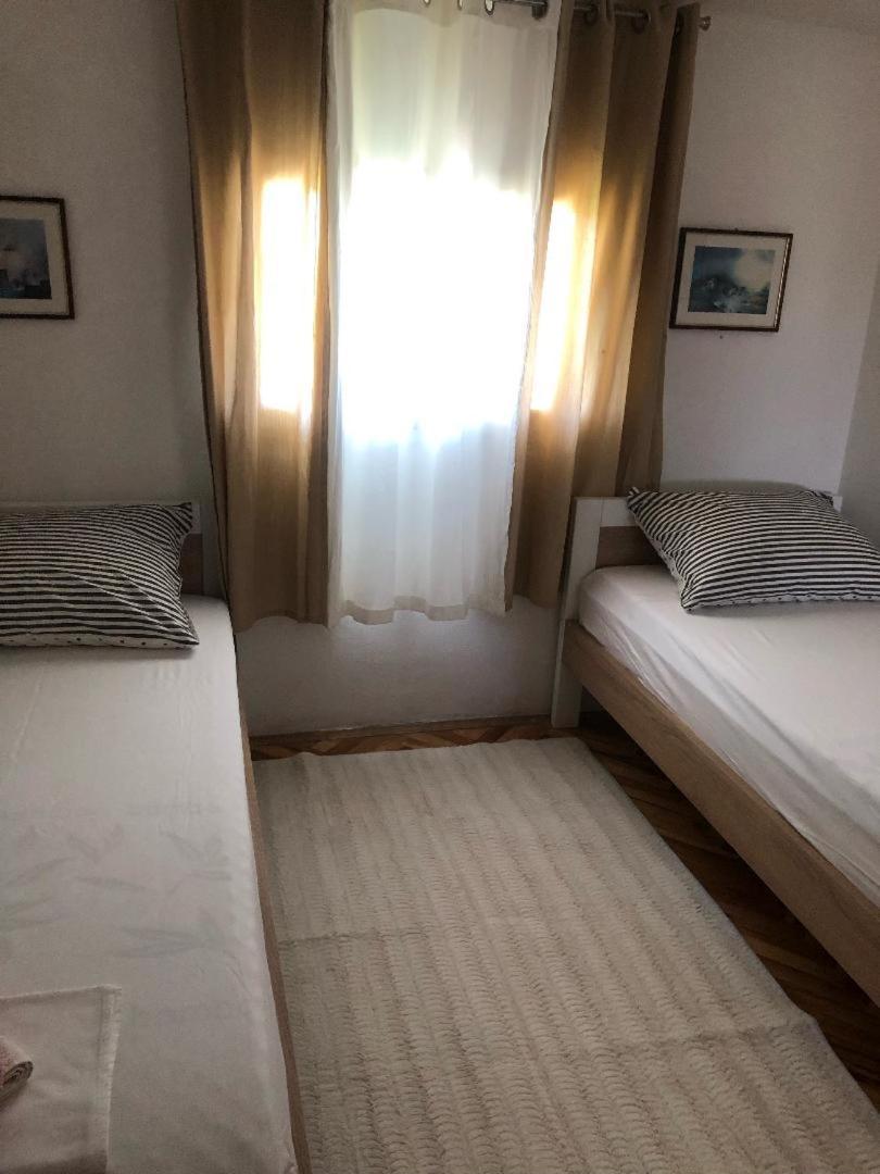 Apartman Suky Sukošan Exterior foto