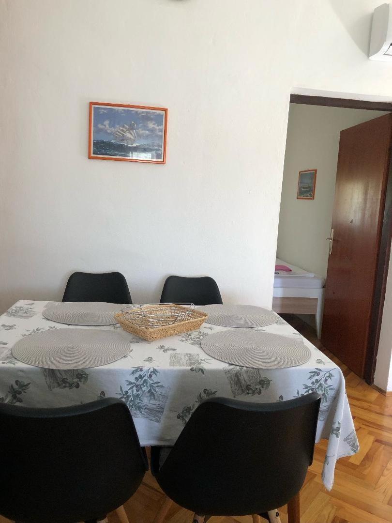Apartman Suky Sukošan Exterior foto